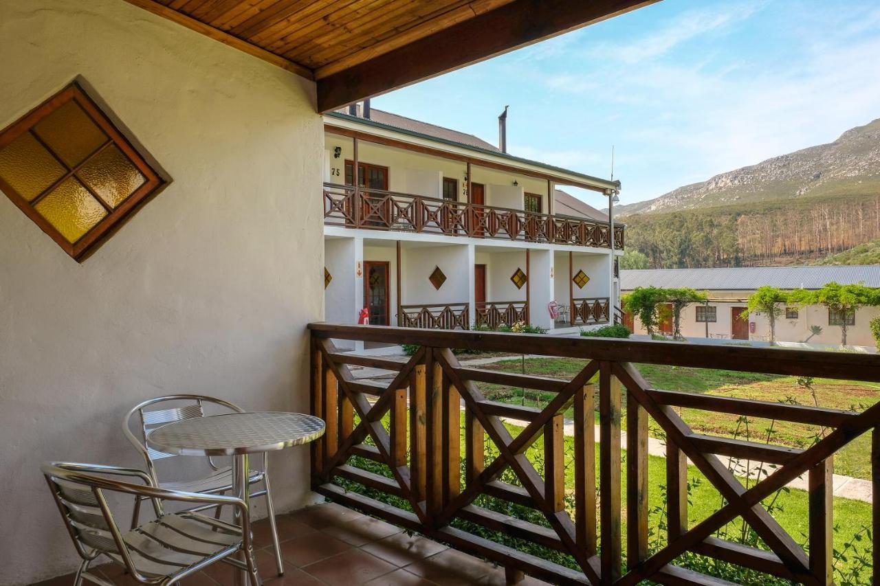 Houw Hoek Hotel Botrivier Luaran gambar